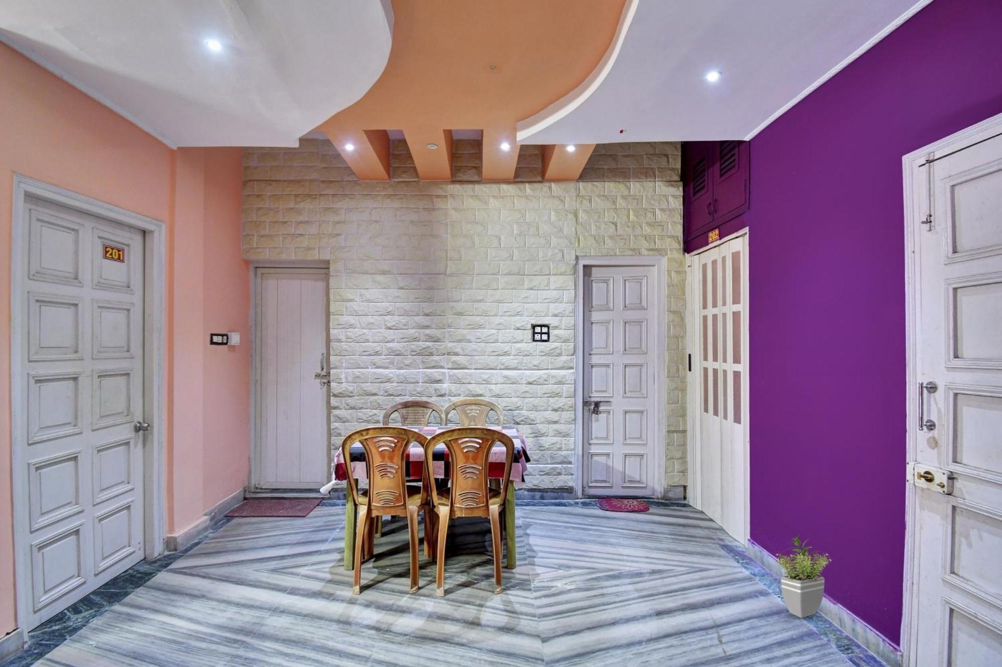 Hotel O R A Homestay Near Acropolis Mall Kalkuta Zewnętrze zdjęcie